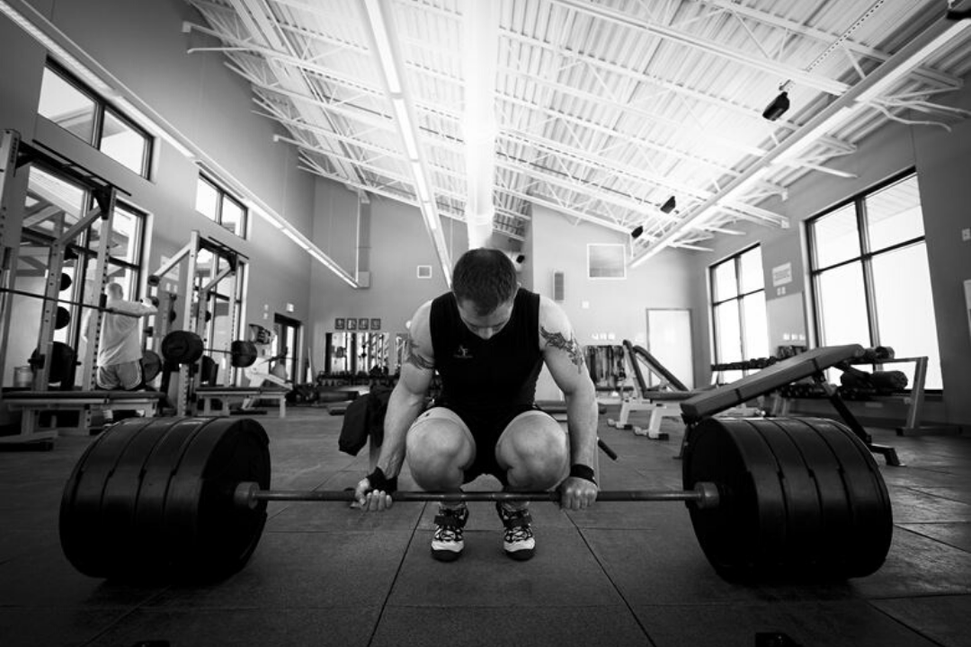 training for bodybuilding with different exercises